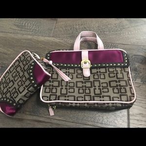 Travel makeup bag and accessories bag